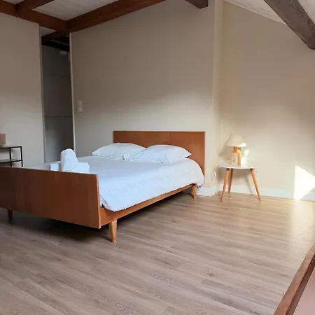 Apartment Duplex De Charme Au Coeur Des Remparts De