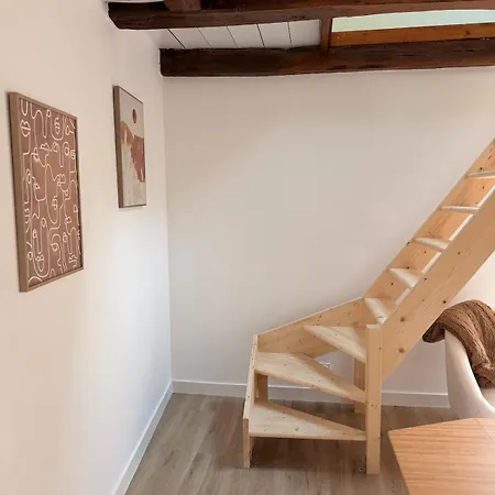 Apartment Duplex De Charme Au Coeur Des Remparts De