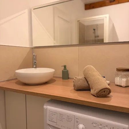 Duplex De Charme Au Coeur Des Remparts De Apartment *