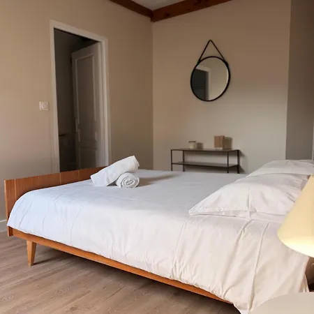 Duplex De Charme Au Coeur Des Remparts De Apartment *